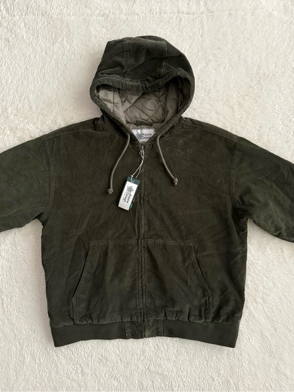 Women’s Alpine Design Coat, Quilted, Corduroy, Size Large, Olive, NWT